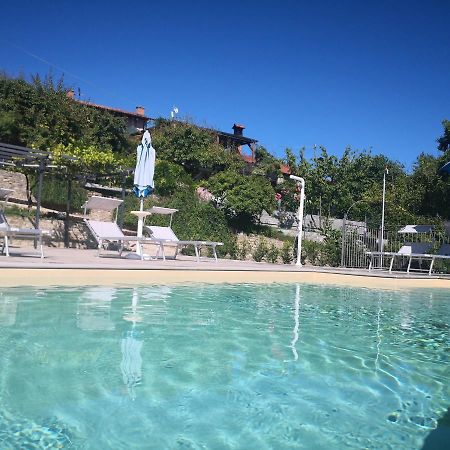 Da Fabiana Bed & Breakfast Bossolasco Luaran gambar