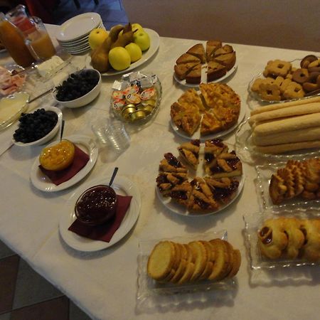 Da Fabiana Bed & Breakfast Bossolasco Luaran gambar