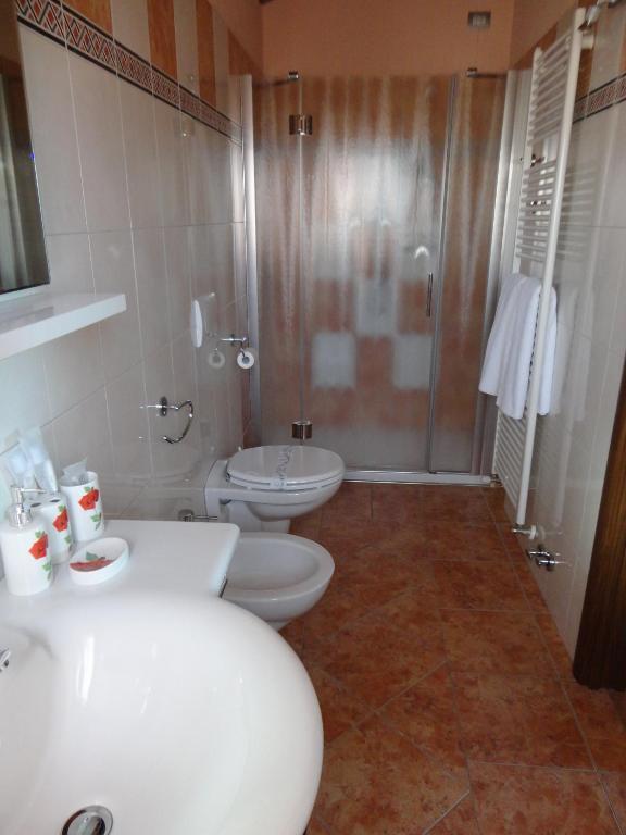 Da Fabiana Bed & Breakfast Bossolasco Bilik gambar